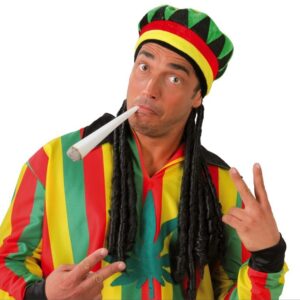 Cappello giamaicano con parrucca rasta